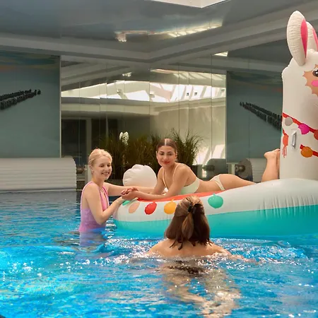 Waterlane Riverside Spa, Pool & Gym By Downtown Gdańsk