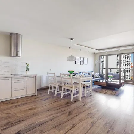 Waterlane Riverside Spa, Pool & Gym By Downtown Apartment *