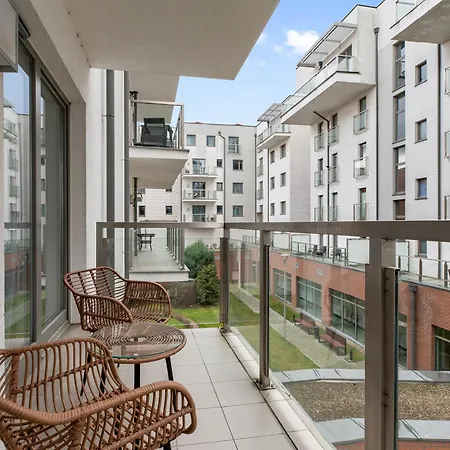 Aparthotel Waterlane Riverside Spa, Pool & Gym By Downtown Danzica