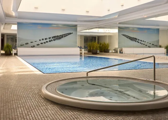 Waterlane Riverside Spa, Pool & Gym By Downtown 4* Danzica