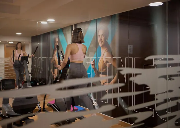 Waterlane Riverside Spa, Pool & Gym By Downtown