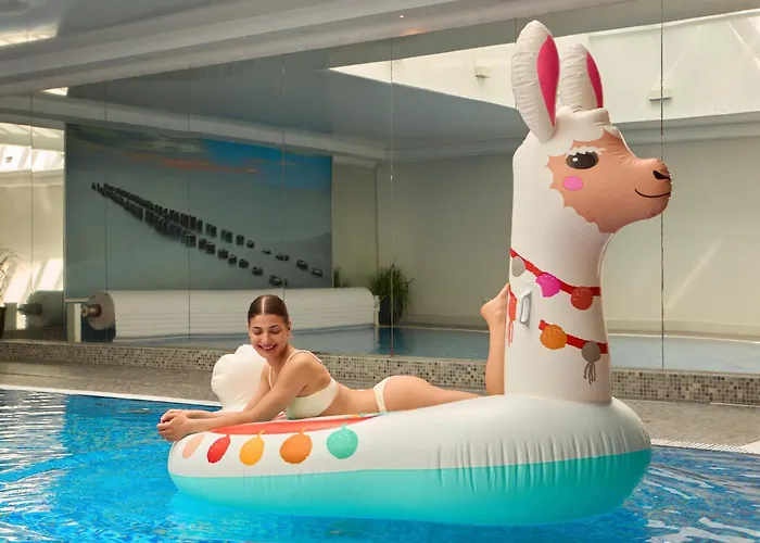 Aparthotel Waterlane Riverside Spa, Pool & Gym By Downtown