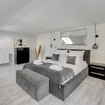 Waterlane Riverside Spa, Pool & Gym By Downtown 4* Danzig