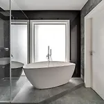 Waterlane Riverside Spa, Pool & Gym By Downtown 4*