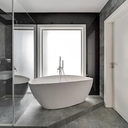 Waterlane Riverside Spa, Pool & Gym By Downtown 4*