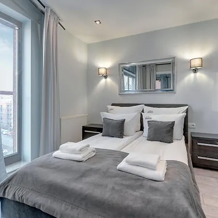 Waterlane Riverside Spa, Pool & Gym By Downtown Aparthotel 4*