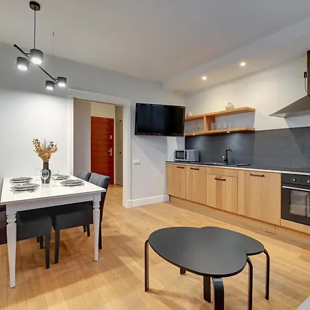 Waterlane Riverside Spa, Pool & Gym By Downtown Apartment *