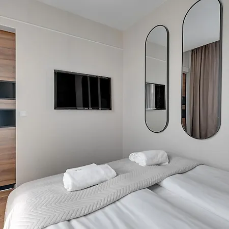 Apartment Waterlane Riverside Spa, Pool & Gym By Downtown
