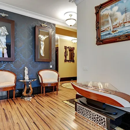 Waterlane Riverside Spa, Pool & Gym By Downtown *
