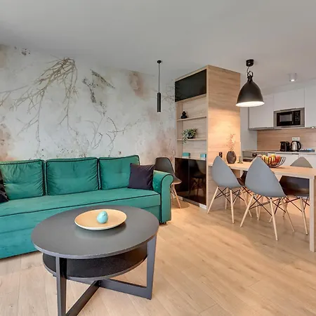 Апарт-отель Waterlane Riverside Spa, Pool & Gym By Downtown Гданьск