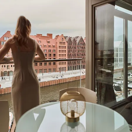 Waterlane Riverside Spa, Pool & Gym By Downtown