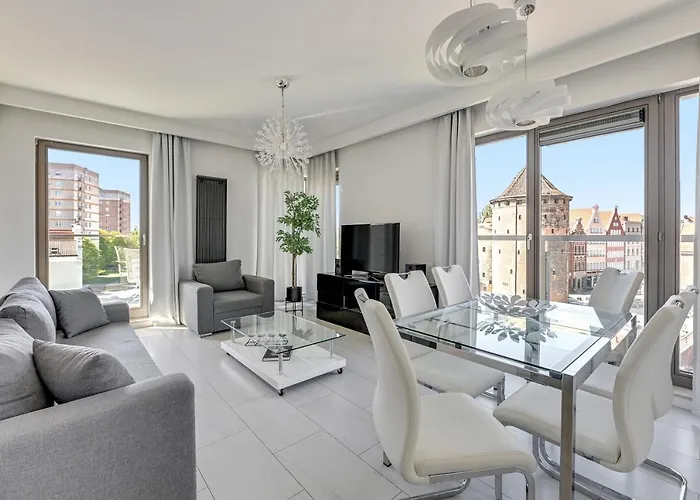 Waterlane Riverside Spa, Pool & Gym By Downtown מלון דירות