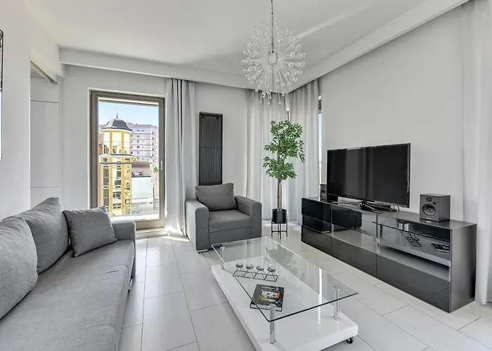 Waterlane Riverside Spa, Pool & Gym By Downtown 4* Гданьск