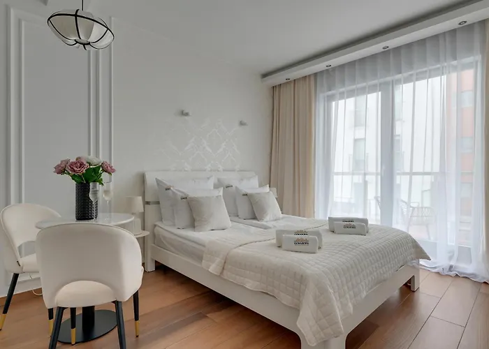 Waterlane Riverside Spa, Pool & Gym By Downtown