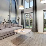 公寓式酒店 Waterlane Riverside Spa, Pool & Gym By Downtown