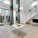 Waterlane Riverside Spa, Pool & Gym By Downtown Apart Otel Gdansk